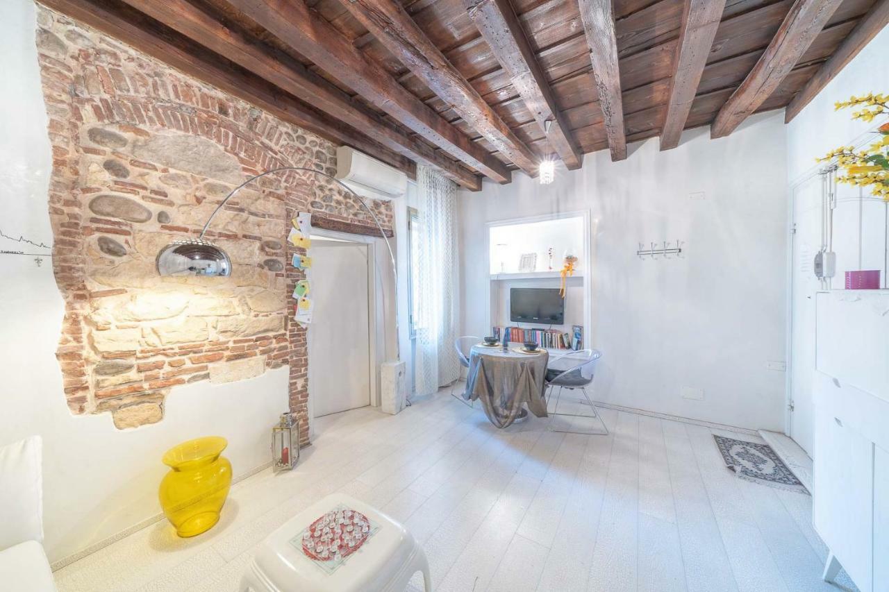 Apartamento Abbraccio Di Giulietta Verona Exterior foto
