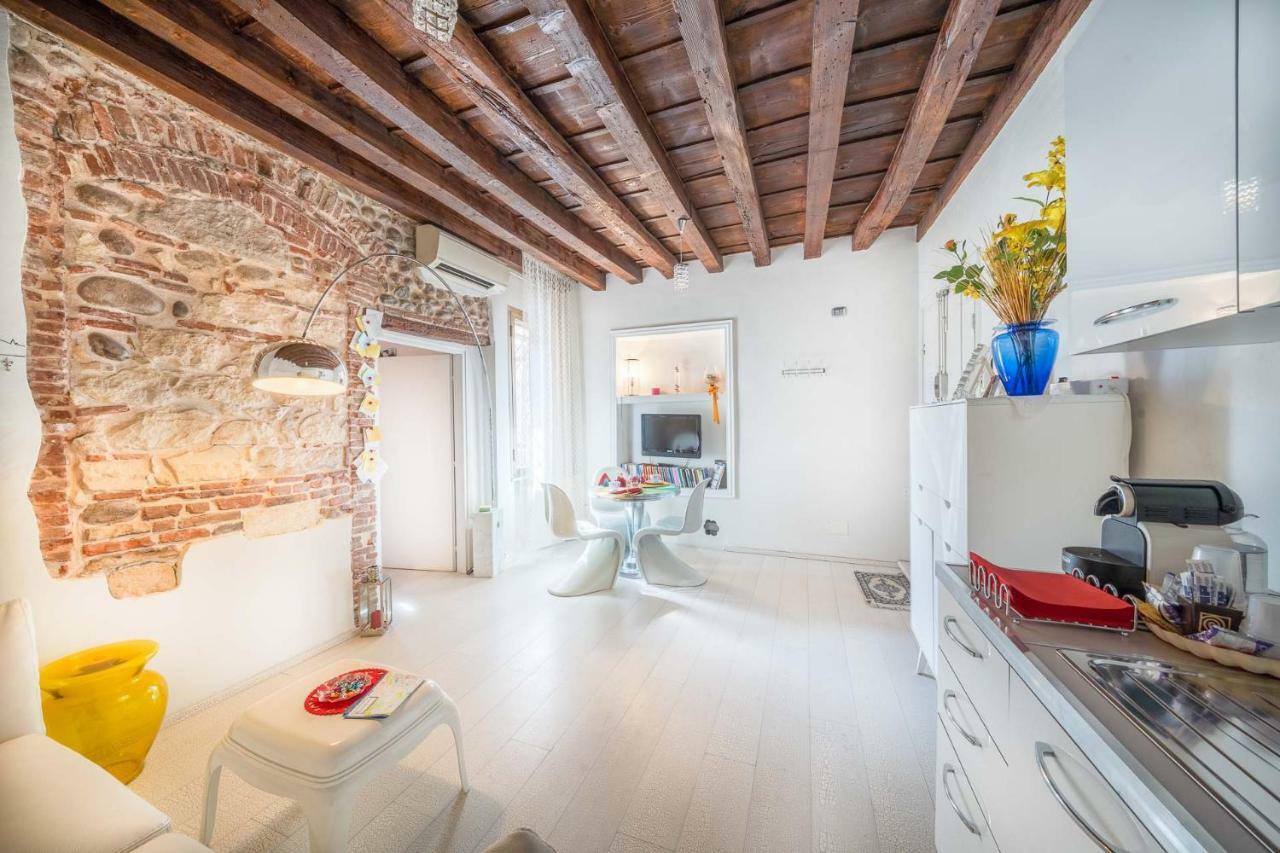 Apartamento Abbraccio Di Giulietta Verona Exterior foto